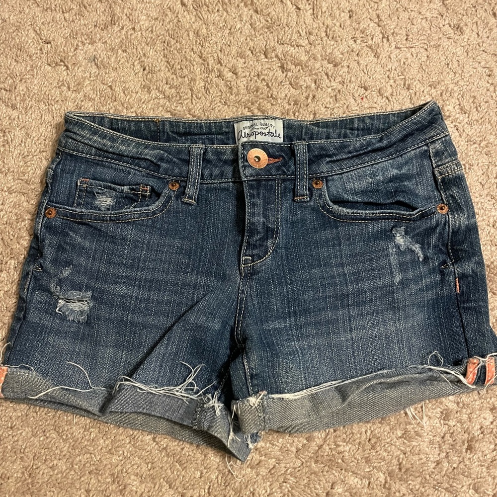 Lightly worn, great condition.